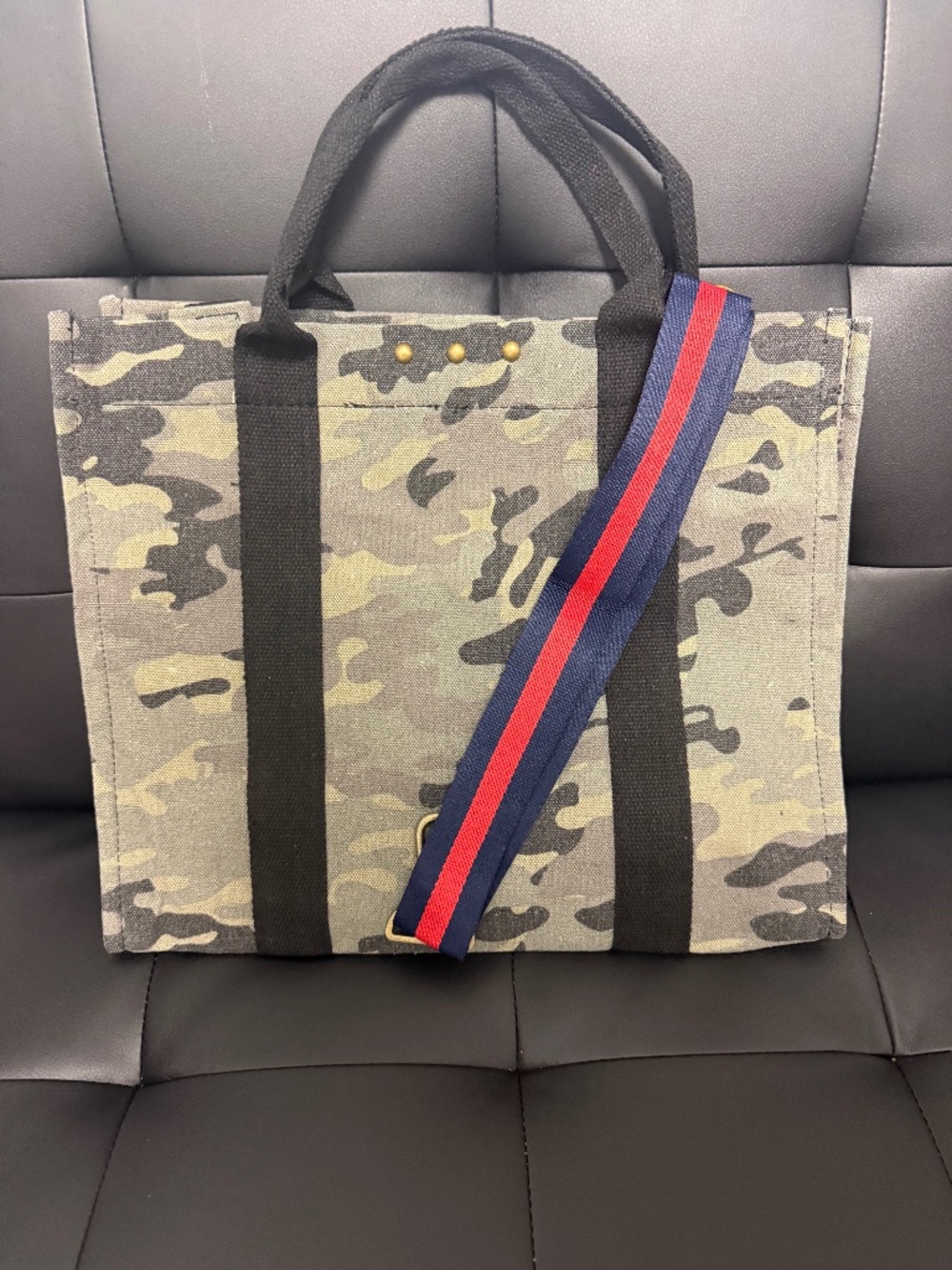 Altruesm XL Camo Canvas Crossbody Tote Bag